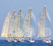La flotta dei monotipi Farr 40 si  trasferita a St. Tropez per l'atteso campionato europeo che si svolger dal 16 al 19 giugno.
