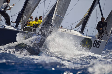 TWT vince la terza regata della terza giornata del Rolex Farr40 World Championship